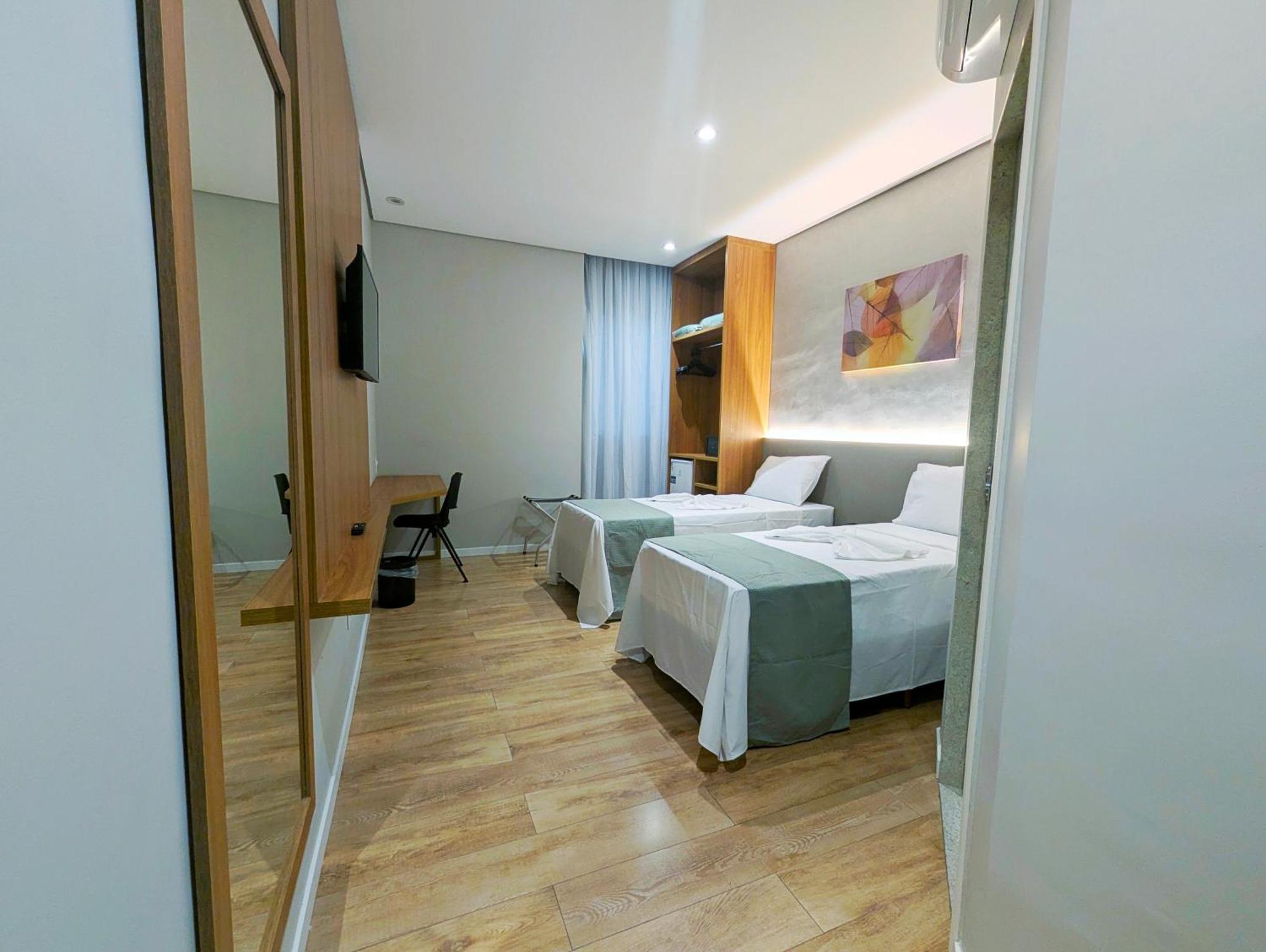 Hotel Jardim Iracema Teófilo Otoni Exteriör bild
