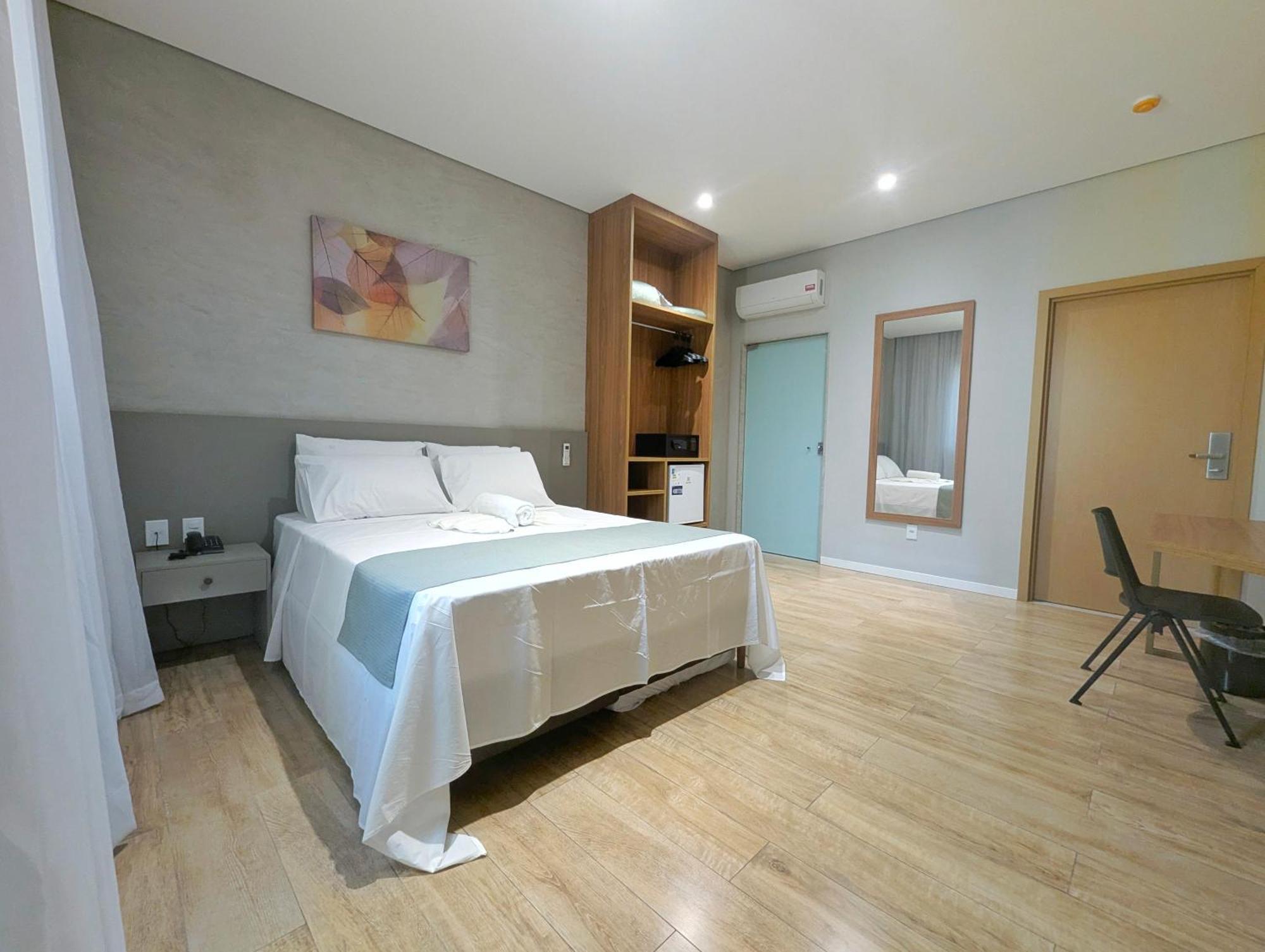 Hotel Jardim Iracema Teófilo Otoni Exteriör bild