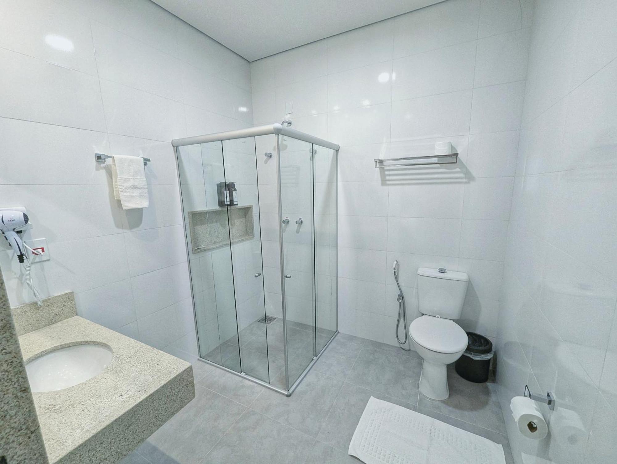 Hotel Jardim Iracema Teófilo Otoni Exteriör bild